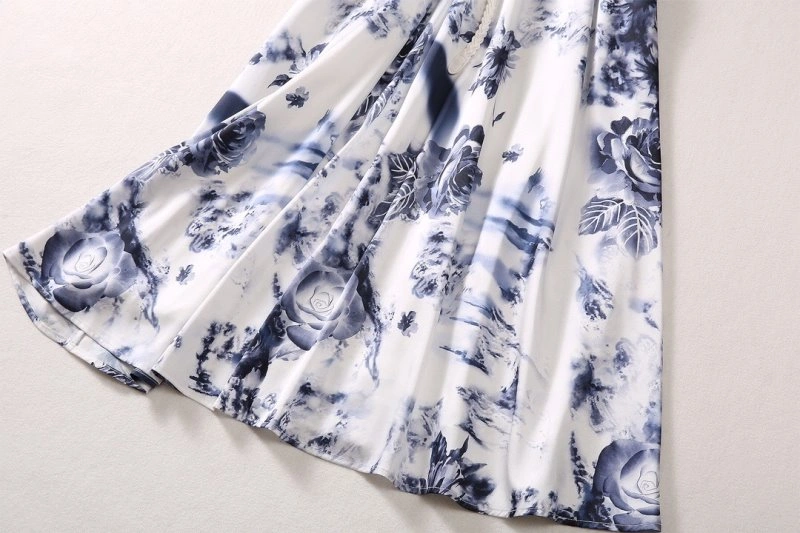 Sophisticated Chanel Dress 109096