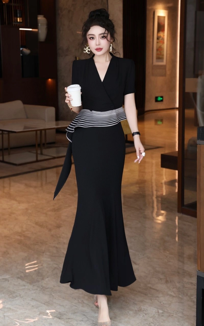 Modern Chanel Dress 109081