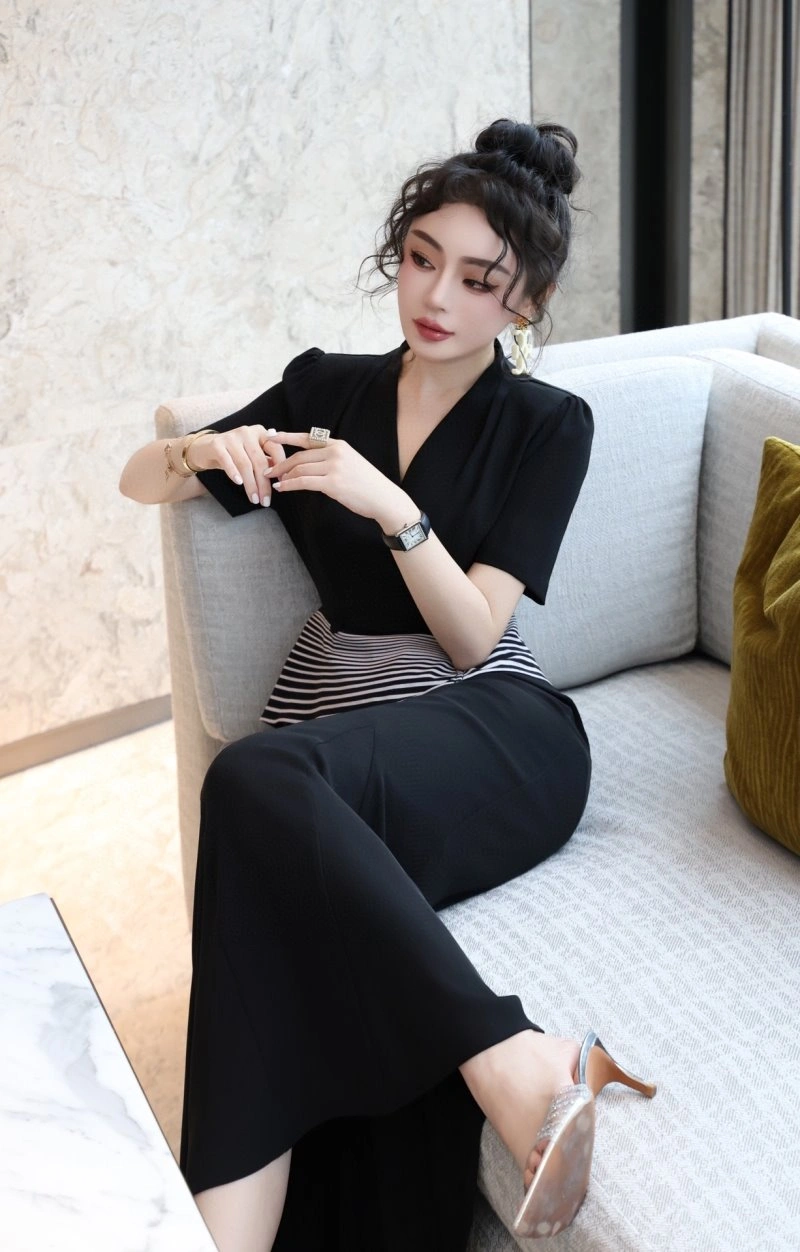 Modern Chanel Dress 109081