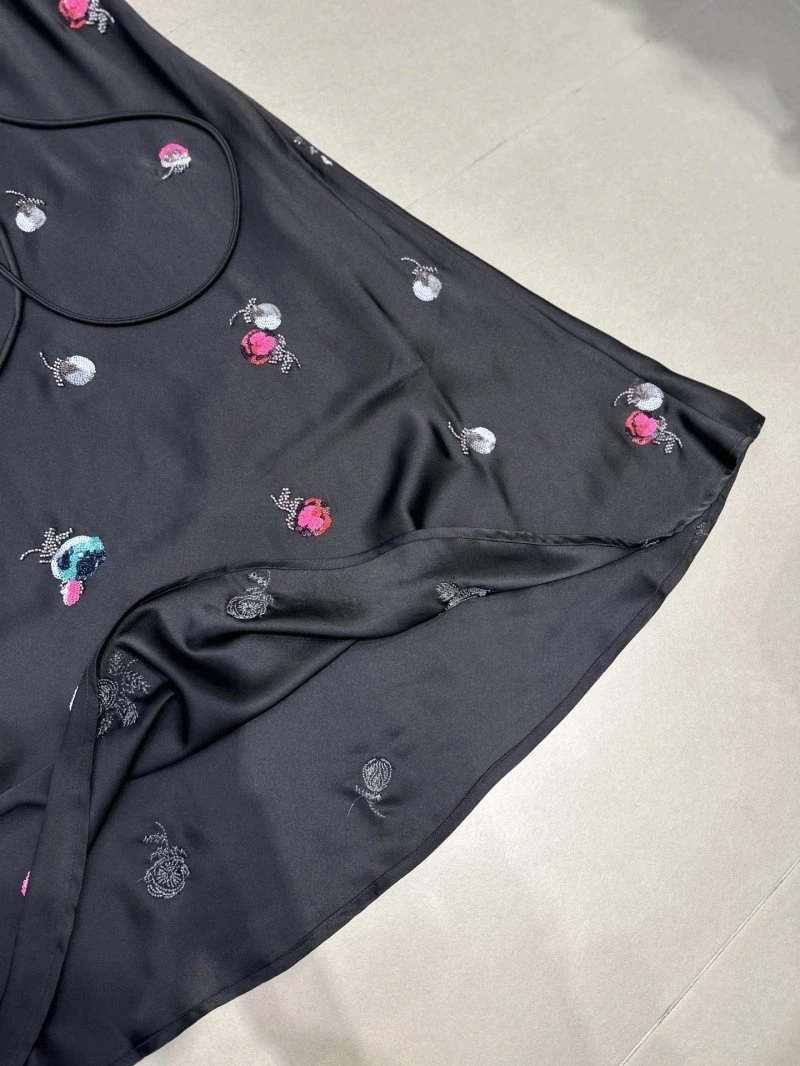 Chanel Dress Sleek 109057