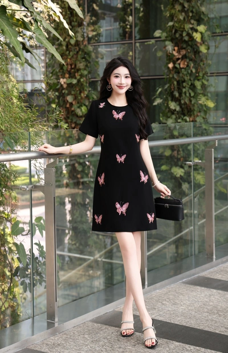 Chanel Dress Snug 111097
