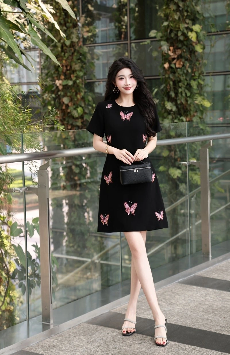 Chanel Dress Snug 111097