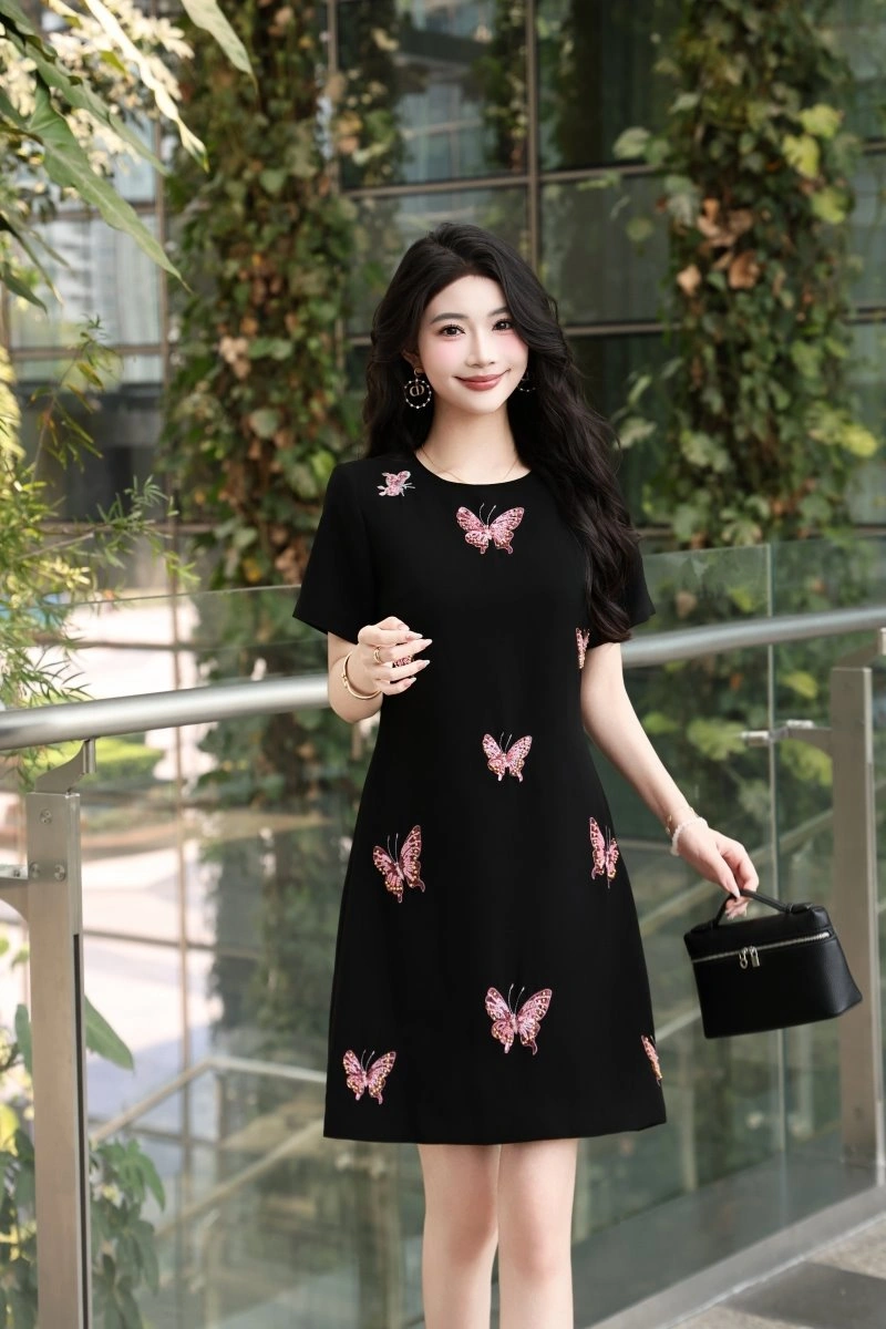 Chanel Dress Snug 111097