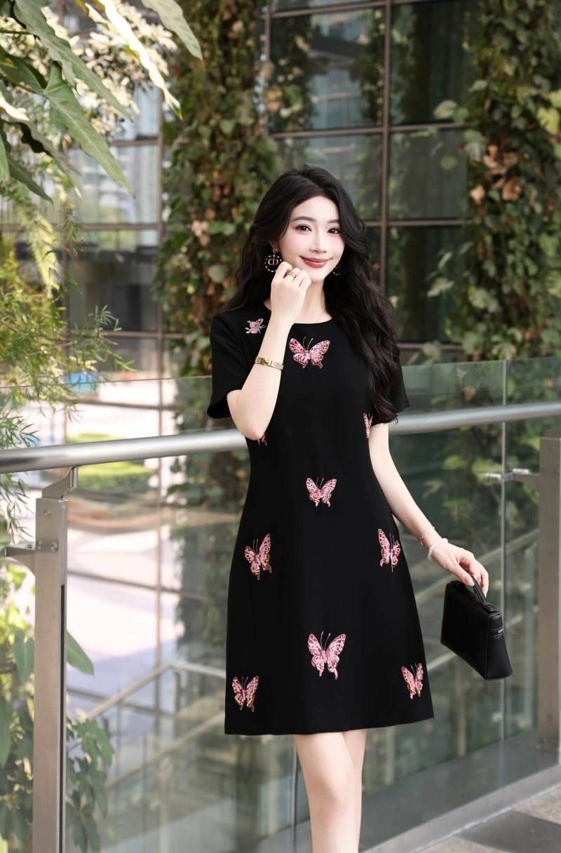Chanel Dress Snug 111097