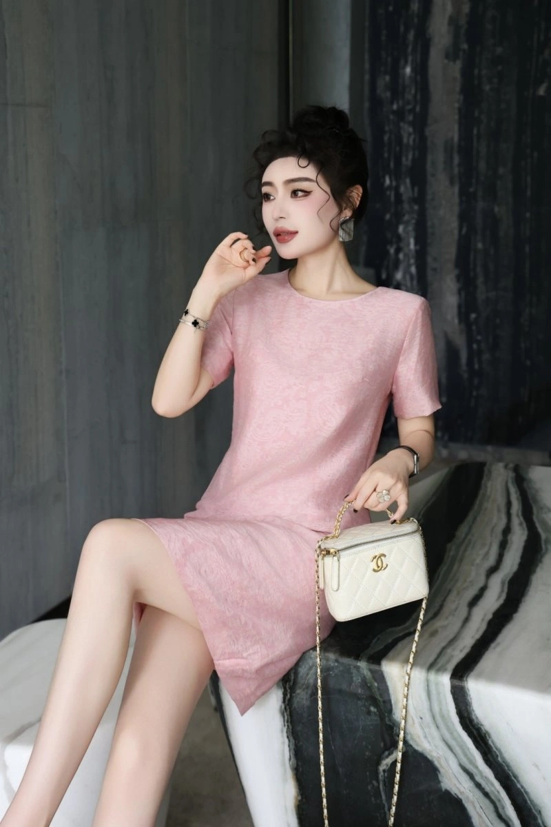 Chanel Dress Elegant 111070