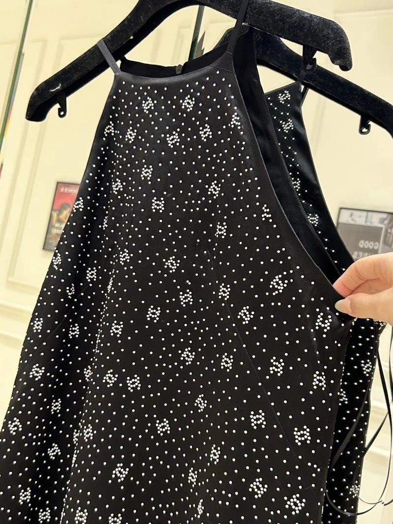 Chanel Dress Sleek 111064