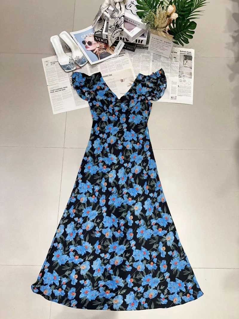 Breathable Chanel Dress 111049