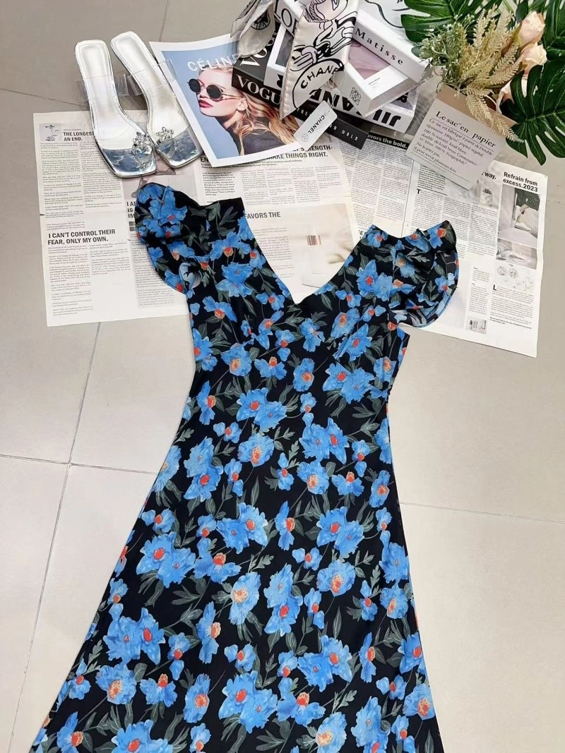 Breathable Chanel Dress 111049
