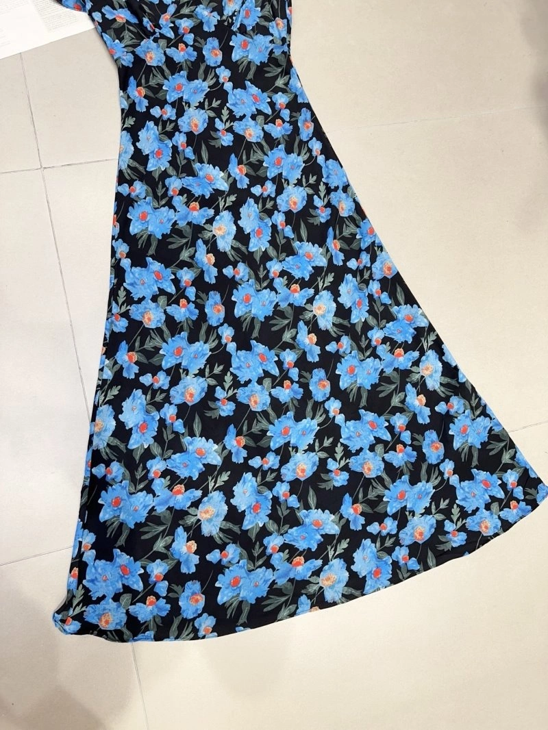 Breathable Chanel Dress 111049