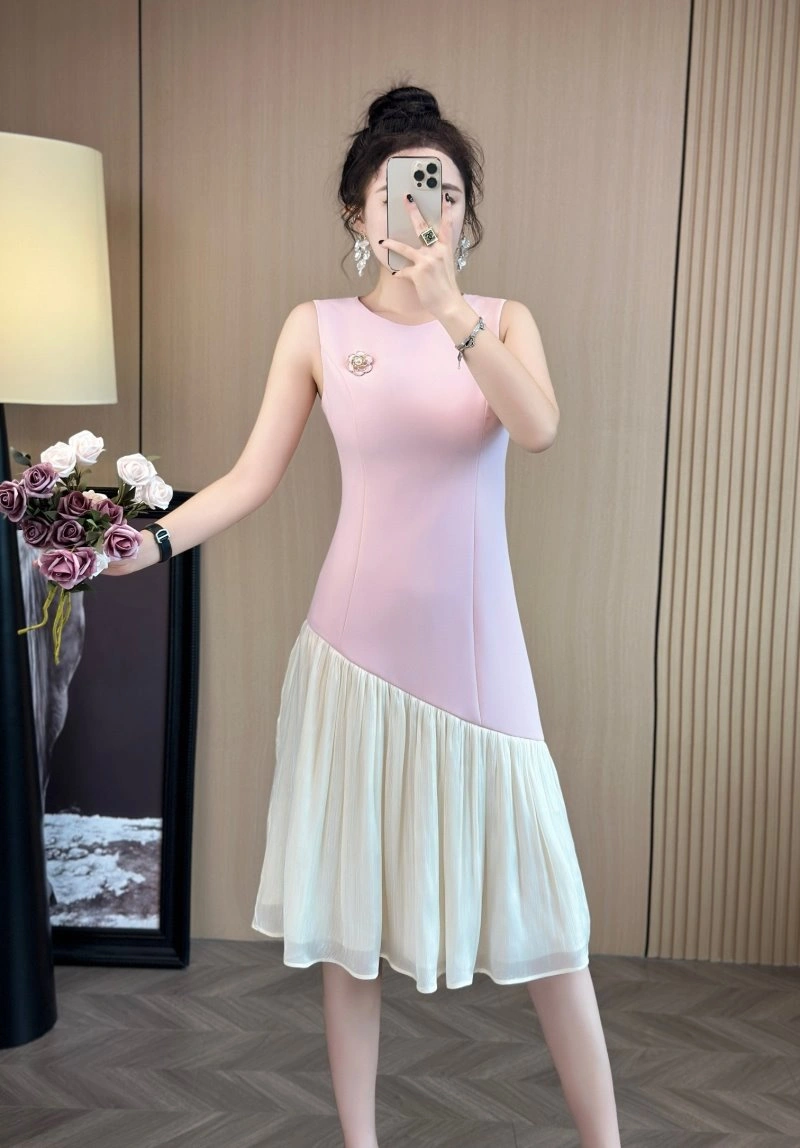 MoistureWicking Chanel Dress 111051