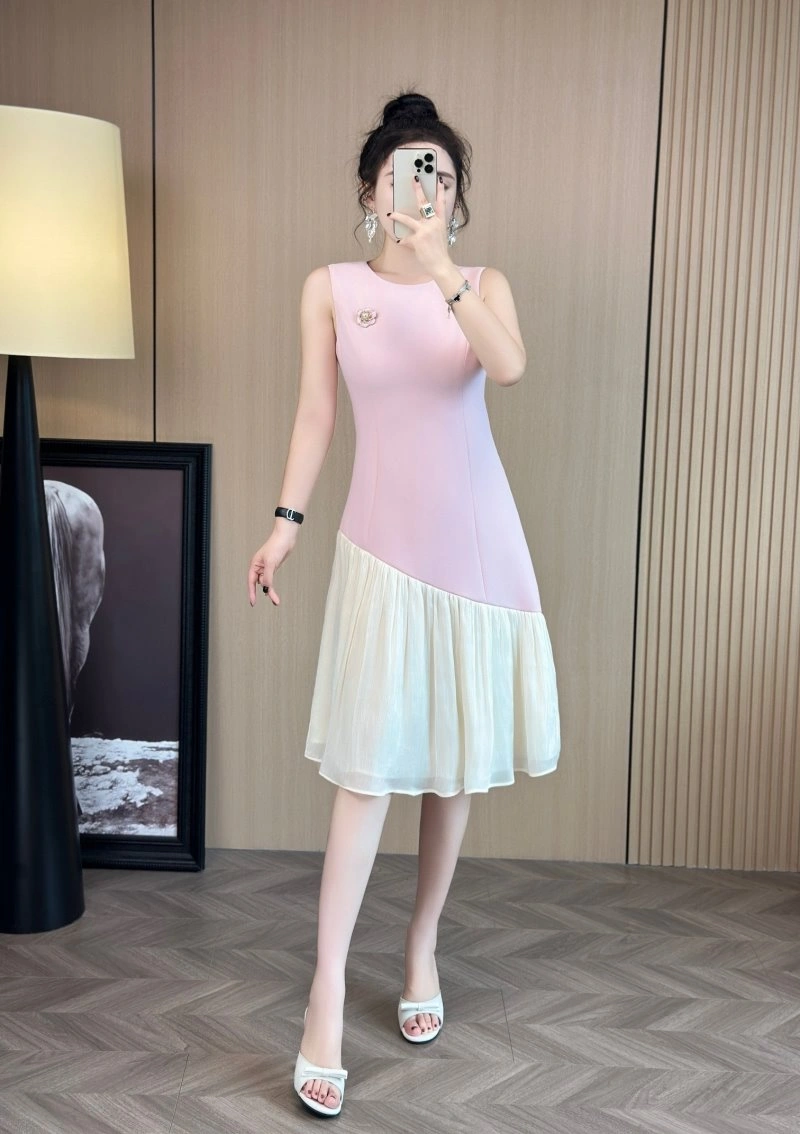 MoistureWicking Chanel Dress 111051