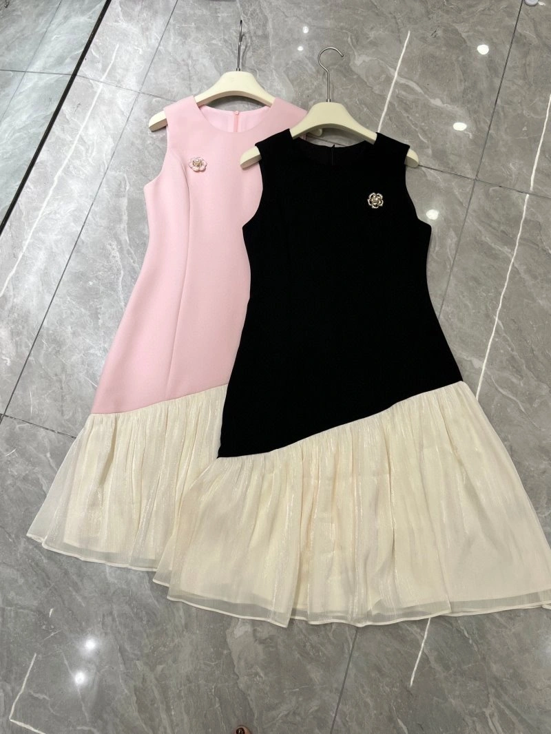 MoistureWicking Chanel Dress 111051