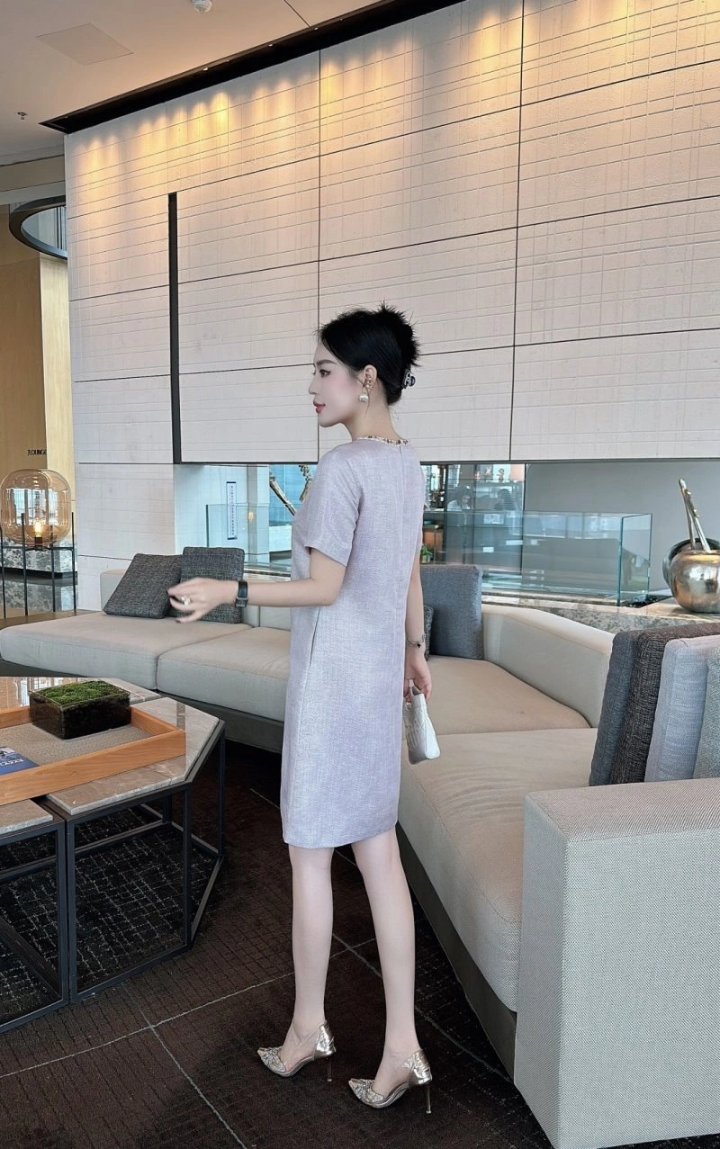 Breathable Chanel Dress 111025