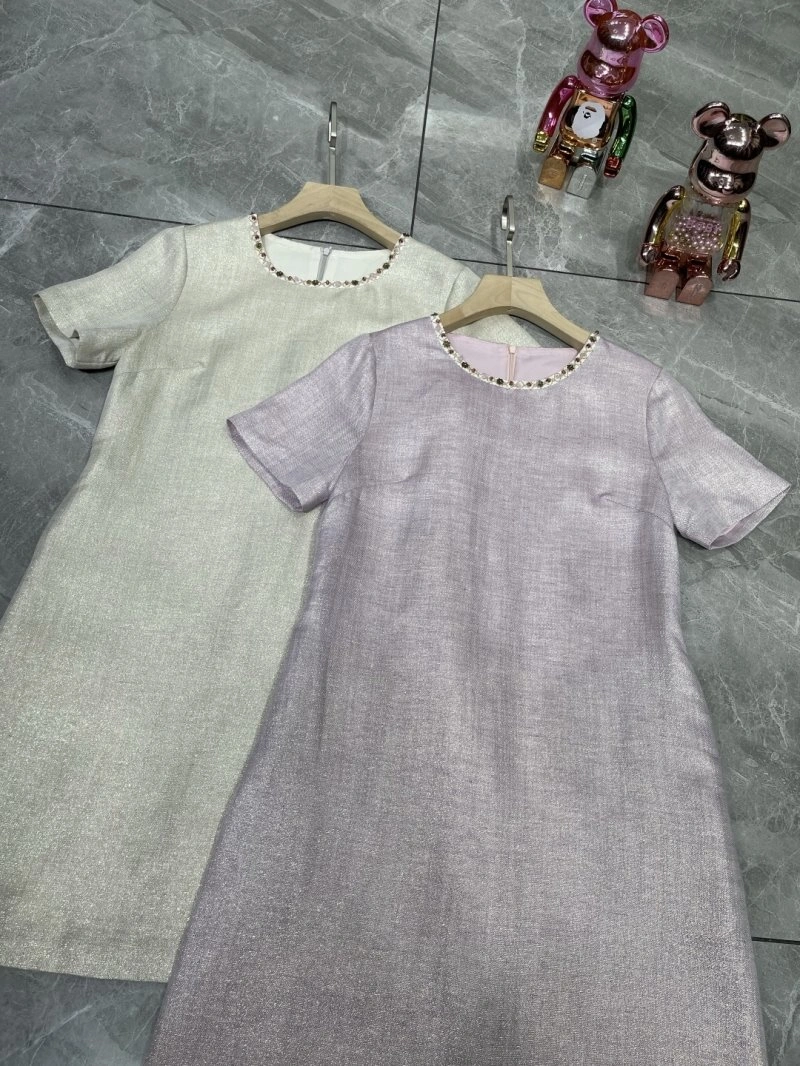 Breathable Chanel Dress 111025