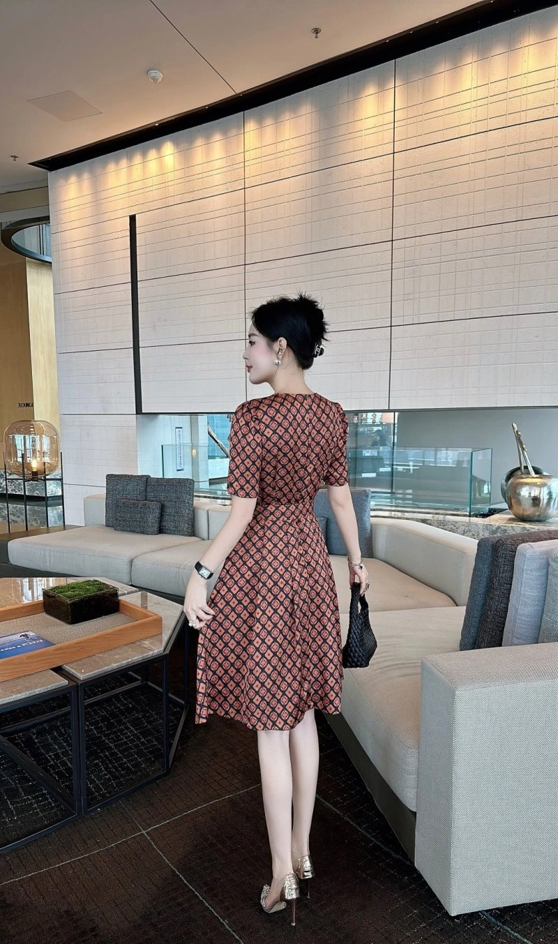 Seasonal Chanel Dress 111021