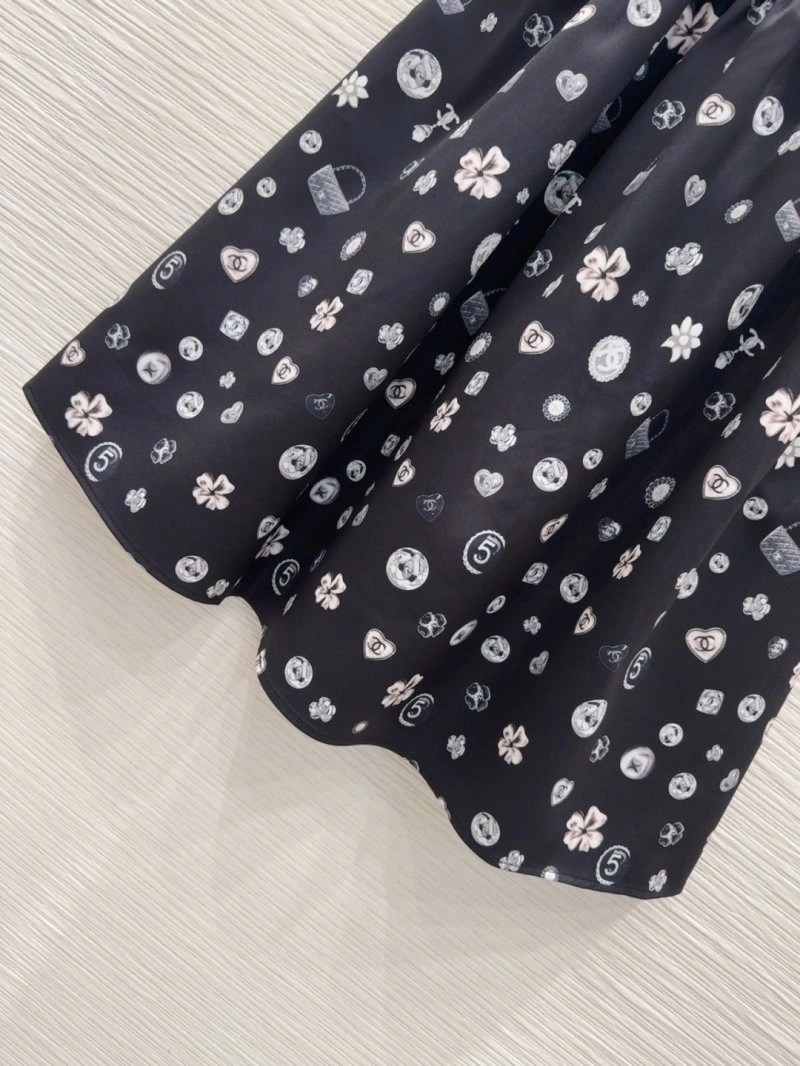 Breathable Chanel Dress 111013