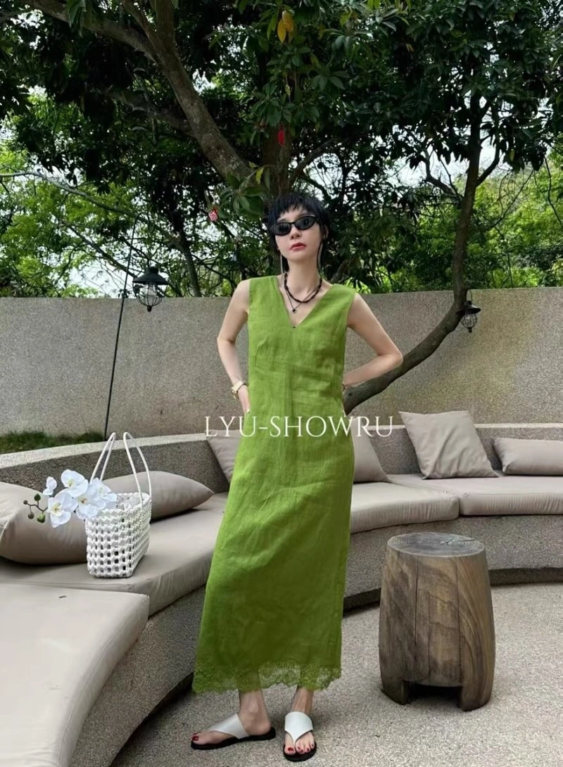 Supportive Chanel Dress 111006