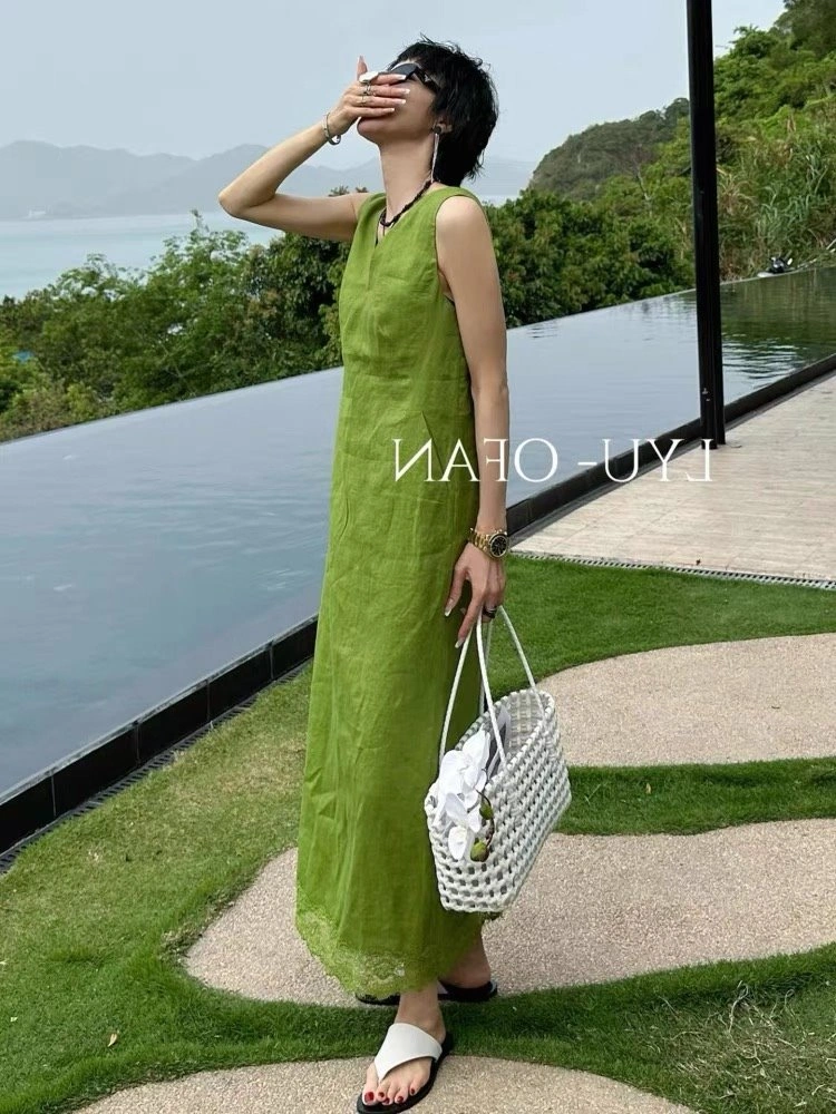 Supportive Chanel Dress 111006