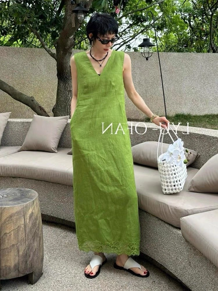 Supportive Chanel Dress 111006