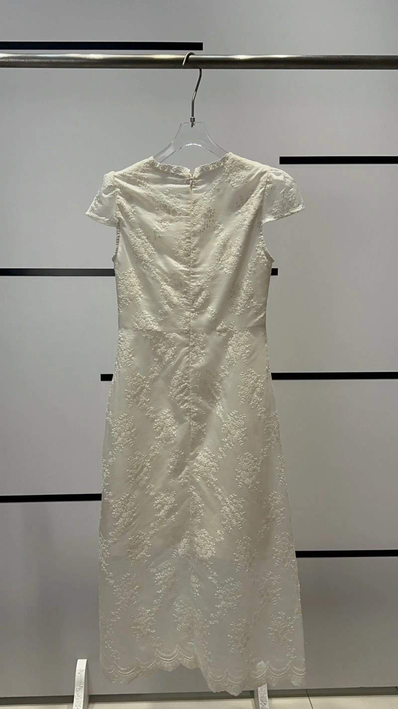 Minimalist Chanel Dress 111008