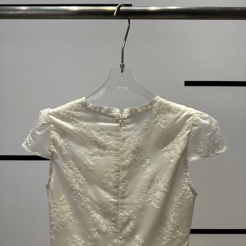 Minimalist Chanel Dress 111008