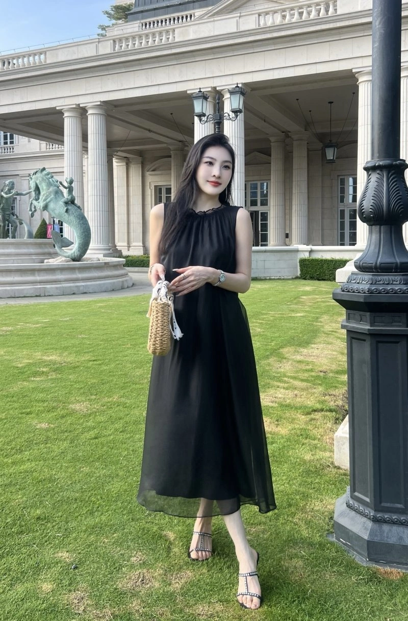 EasyCare Chanel Dress 110979
