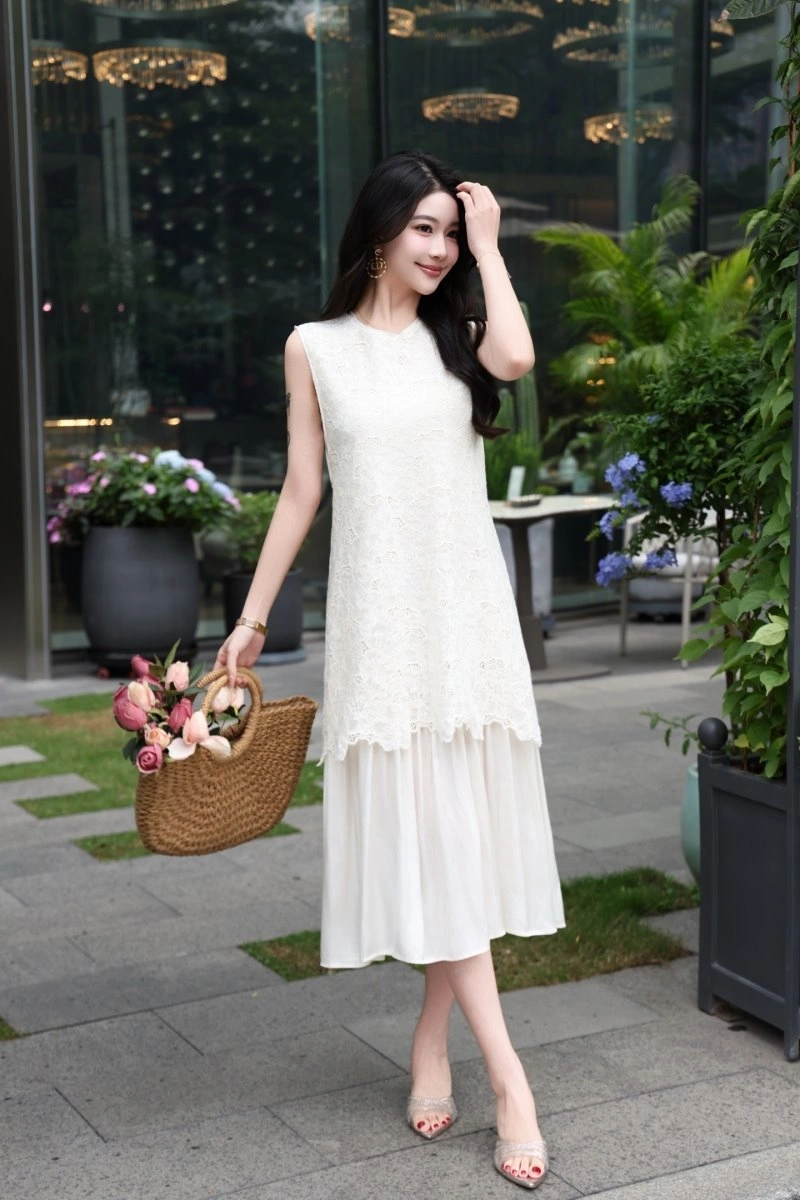 Bold Chanel Dress 110966