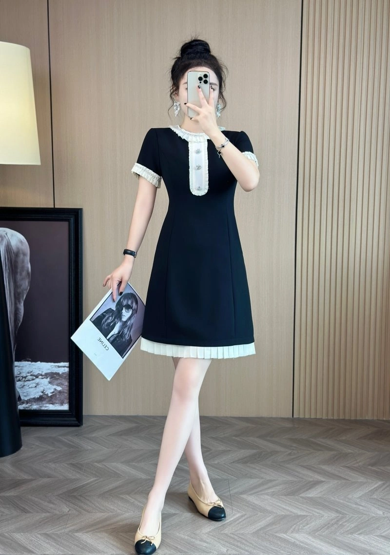Chanel Dress Compact 110955