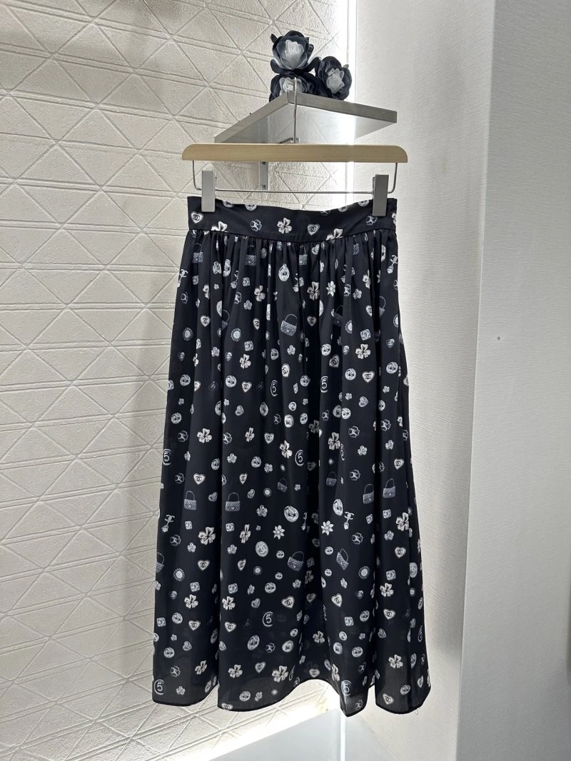 UrbanChic Chanel Dress 110938