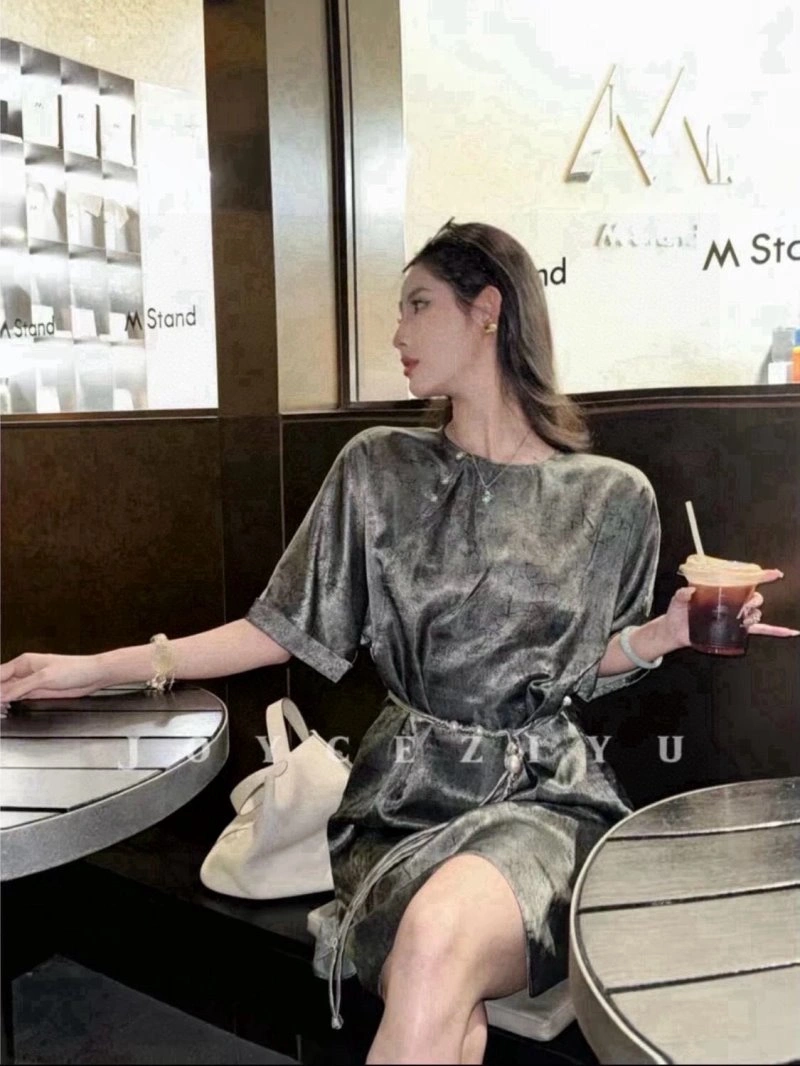 Sophisticated Chanel Dress 110929