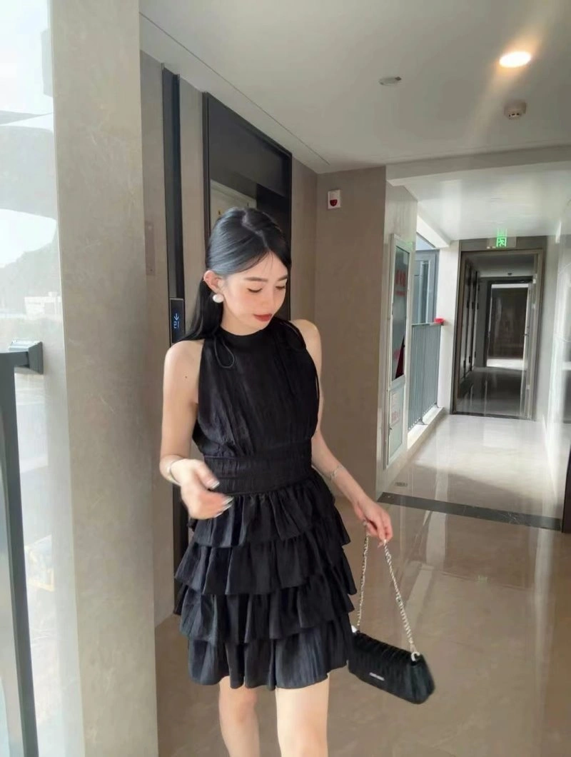 Stylish Chanel Dress 110907