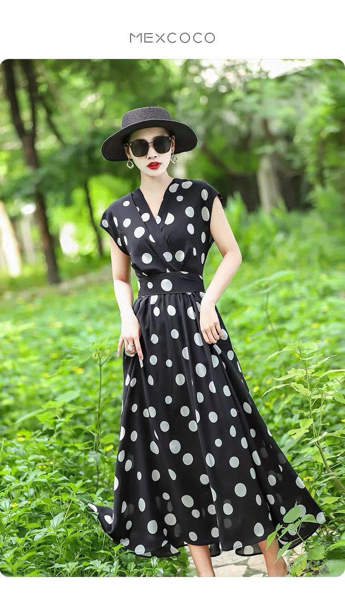 Elegant Chanel Dress 110901