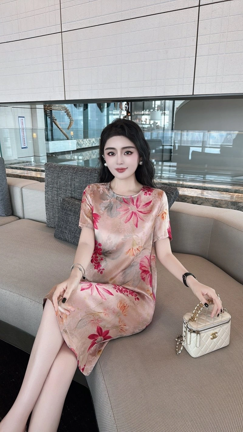 Bright Chanel Dress 110881