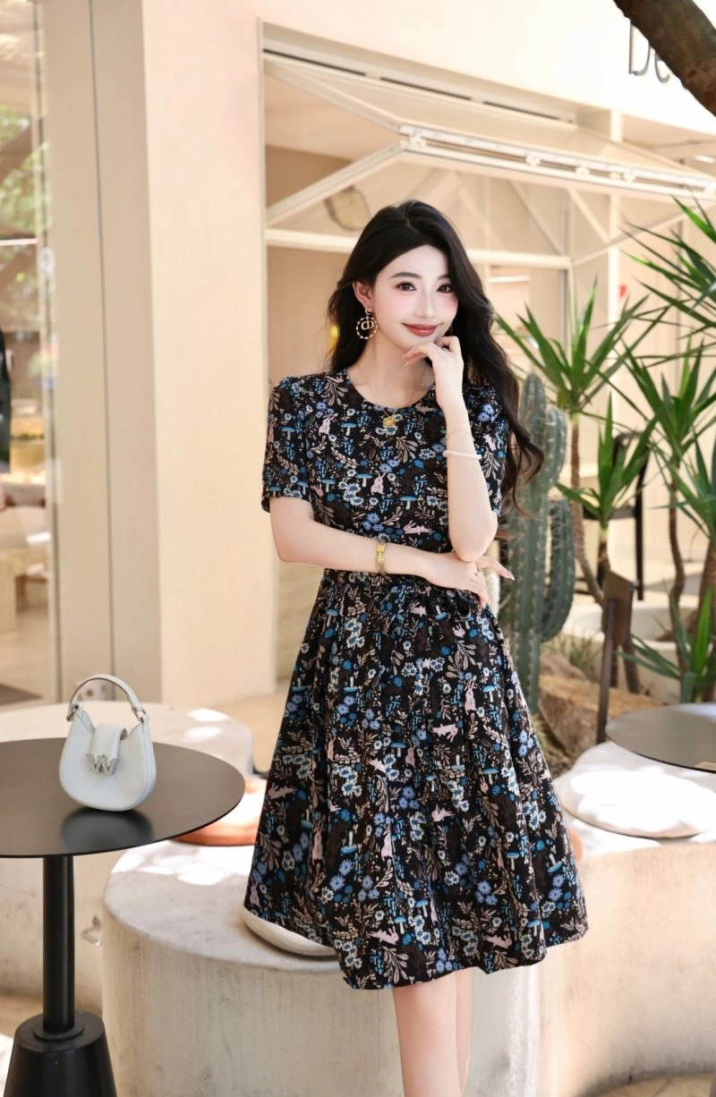 Trendy Chanel Dress 110883