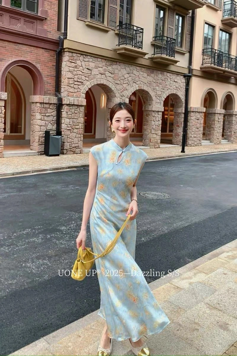 Supportive Chanel Dress 110853