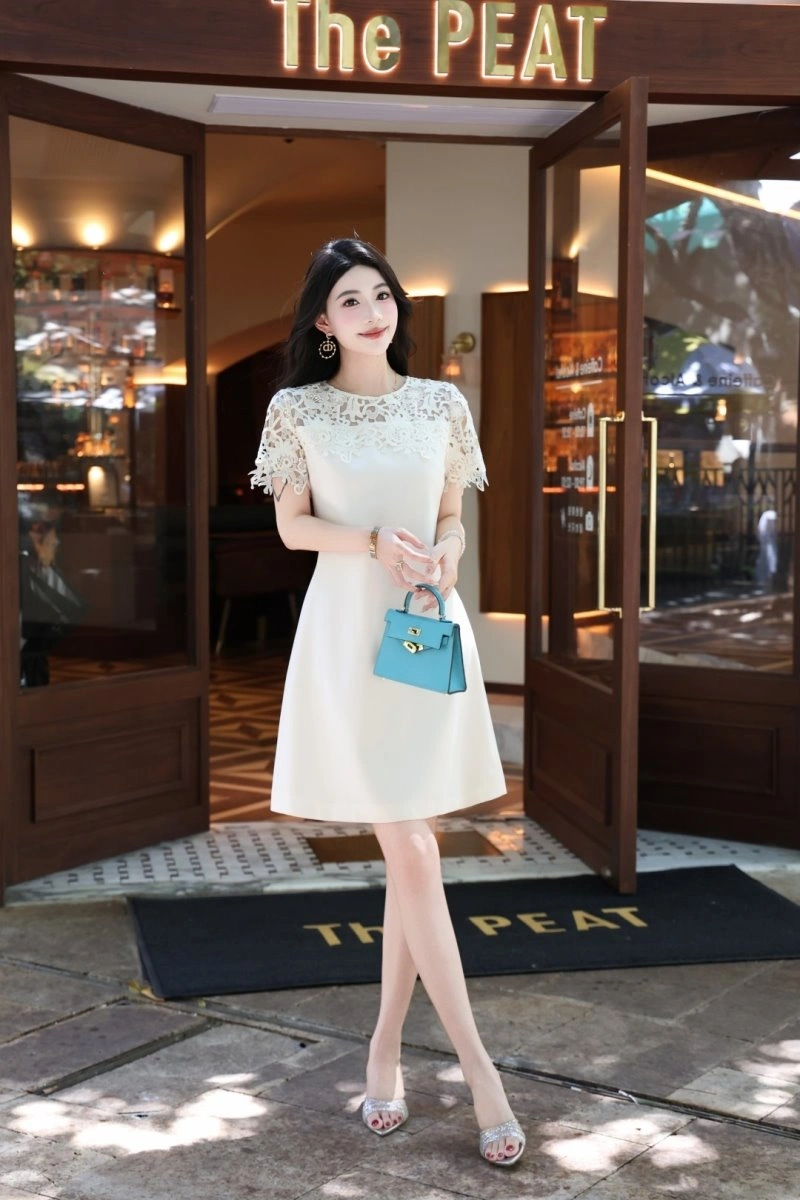 Youthful Chanel Dress 110800