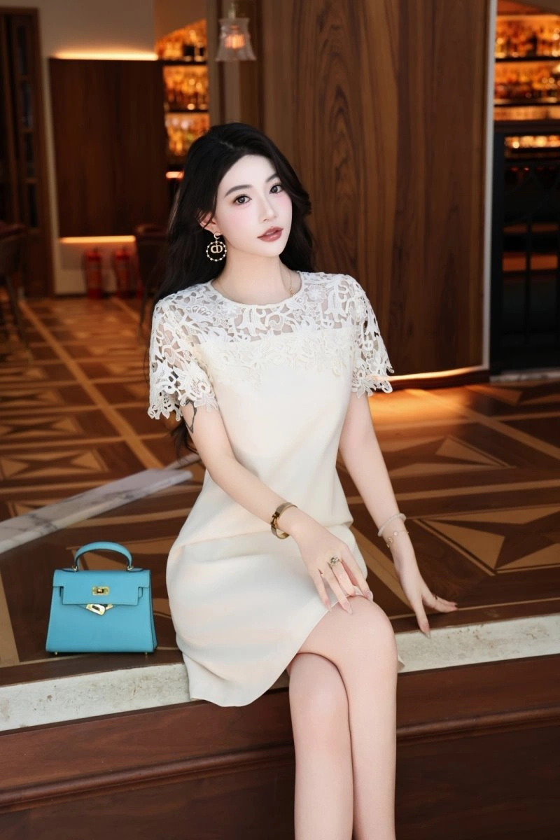 Youthful Chanel Dress 110800
