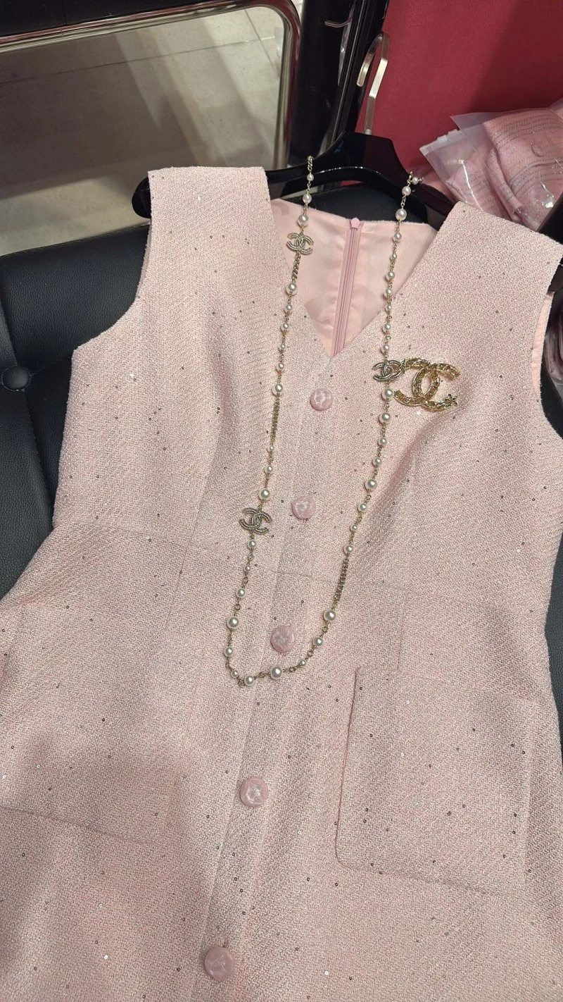 Attractive Chanel Dress 110741