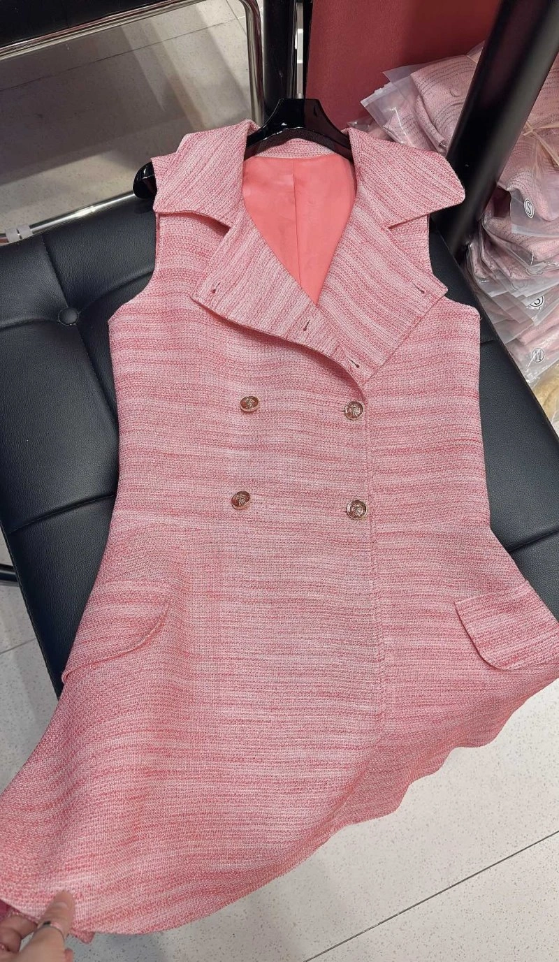 Lightweight Chanel Dress 110758