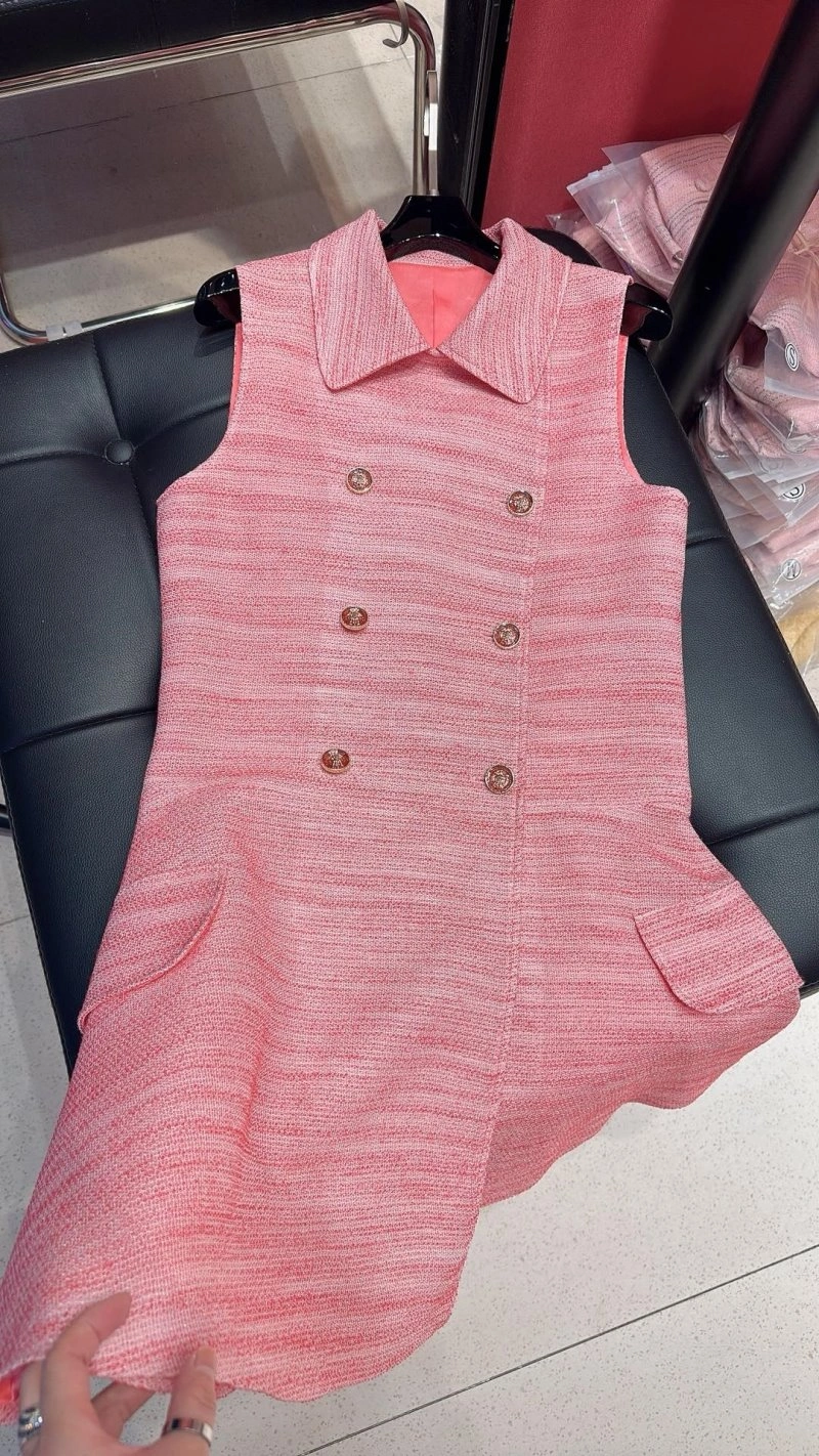 Lightweight Chanel Dress 110758