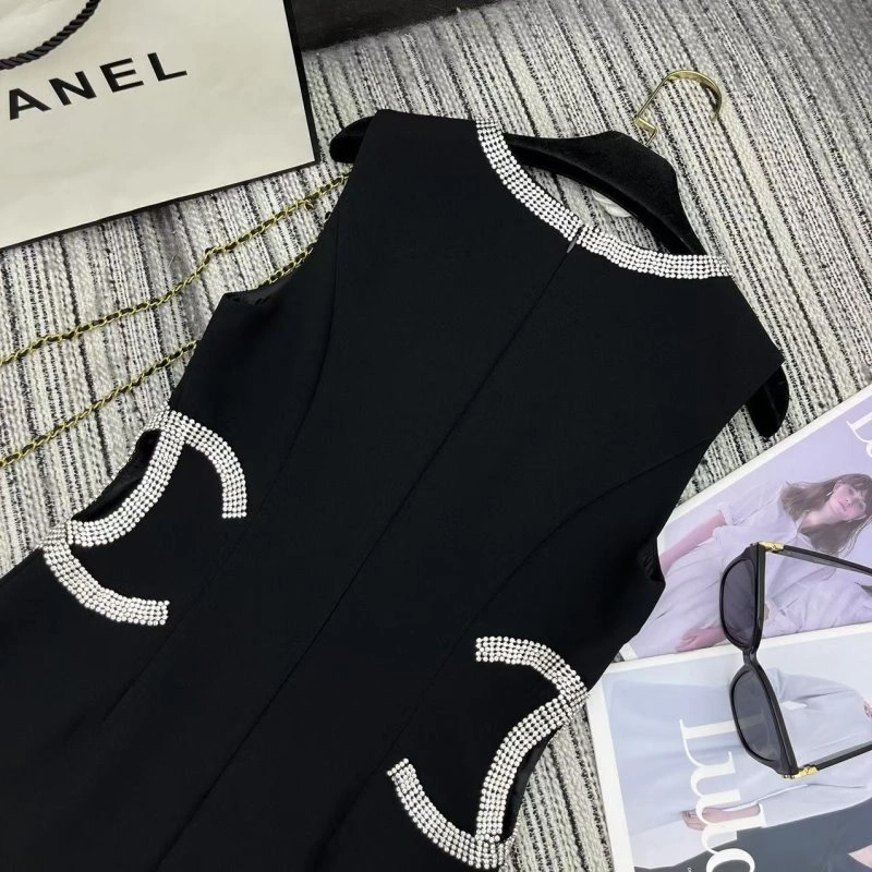 Fashionable Chanel Dress 110759
