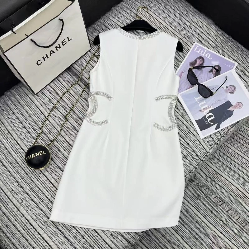 Sophisticated Chanel Dress 110753