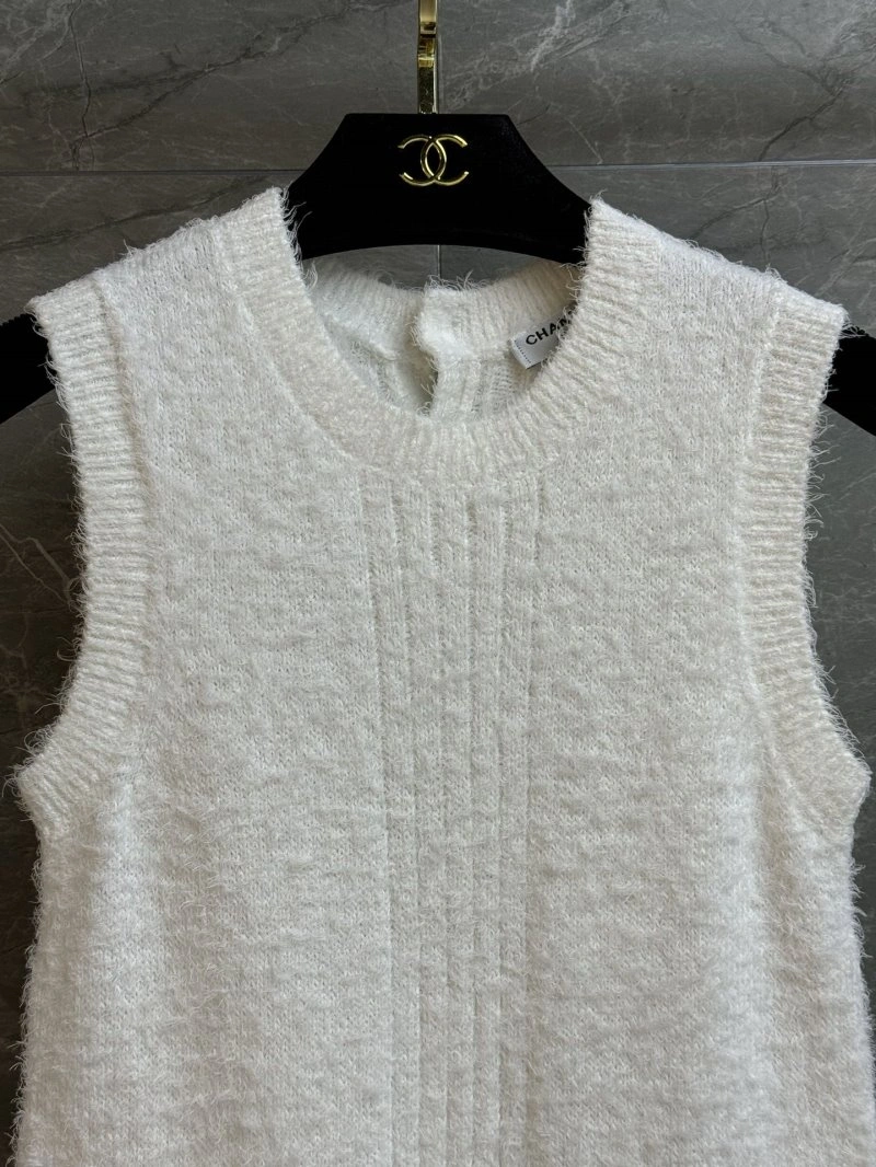 Effortless Chanel Dress 108356
