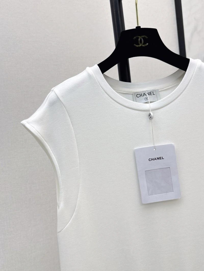 Unisex Chanel Dress 108292