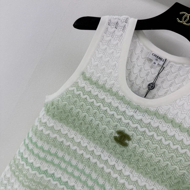 Effortless Chanel Dress 108239