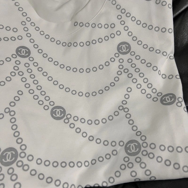 MoistureWicking Chanel Dress 109921