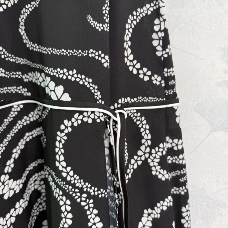 Chanel Dress Breathable 109925