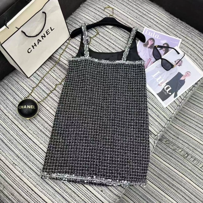 Chanel Dress Compact 109898