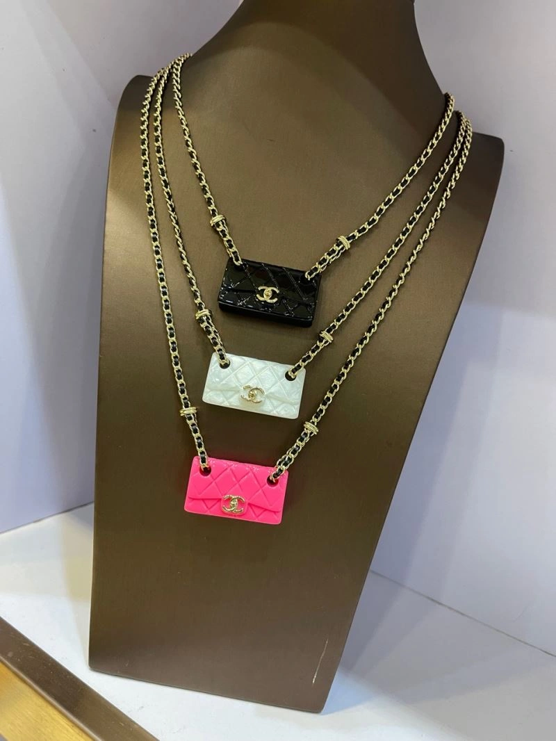 Chanel Earphone Bags Casual 226305
