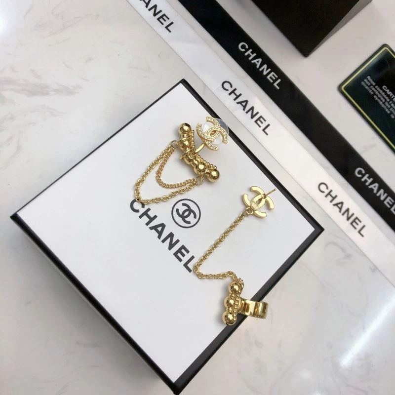 Chanel Earrings FreshLook 231361